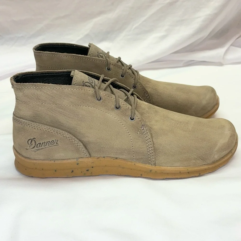 Danner Chukka Boots Men's US 9 D Forest Timberwolf Leather Lightweight Outdoor